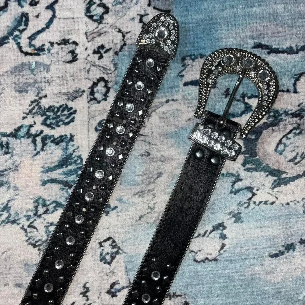 Unbranded Women's Black and Silver Belt